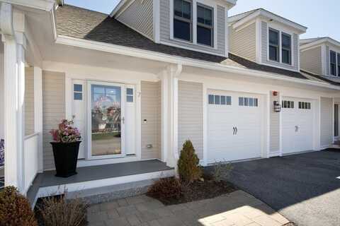 7 Snowy Owl Ln 7, Marshfield, MA 02050