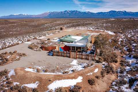 21 Gorge View Road, Tres Piedras, NM 87577