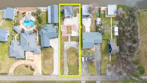 20406 Fairway Dr, Springfield, LA 70462