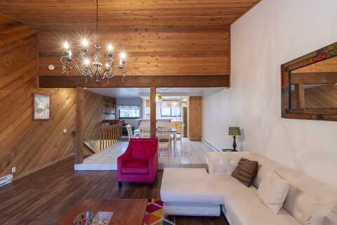 2610 RIDGE Lane, Sun Valley, ID 83353