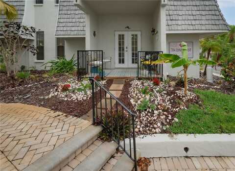 704 LYNDHURST STREET 603, DUNEDIN, FL 34698