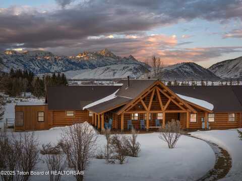 4150,4200 S HUFSMITH HILL Road, Jackson, WY 83001