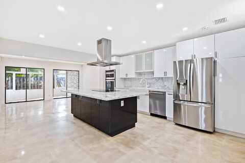 2200 NE 36th St 2, Fort Lauderdale, FL 33308