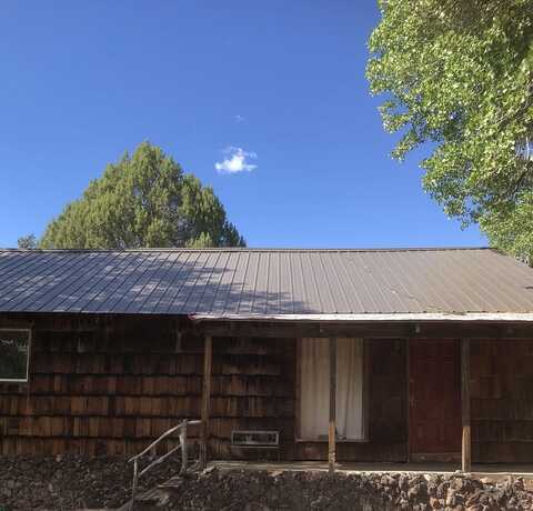180 S Wells Fargo DR, Brookside, UT 84782