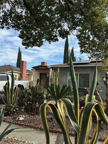 13832 Runnymede Street, Van Nuys, CA 91405