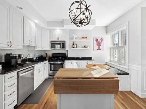 39 Sullivan St 3, Boston, MA 02129
