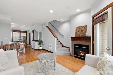 4436 44th Avenue SW C, Seattle, WA 98116