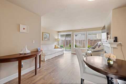 5702 N 33rd Street 12B, Tacoma, WA 98407