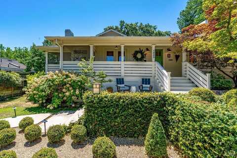 1243 Stockton Street, Saint Helena, CA 94574
