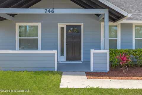 746 Hainey Street SW, Palm Bay, FL 32908