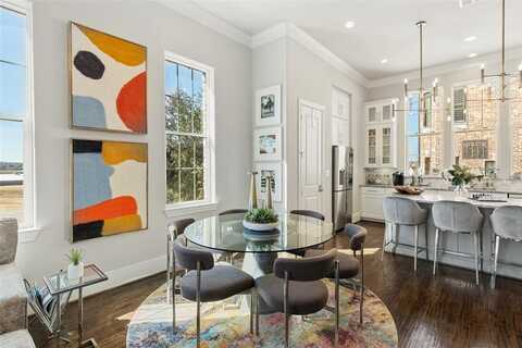 916 W Peach Street, Fort Worth, TX 76102