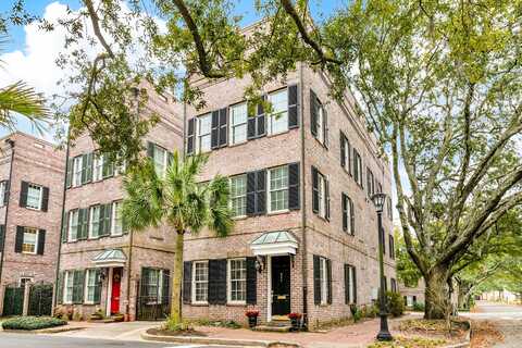 401 E Hull Street, Savannah, GA 31401