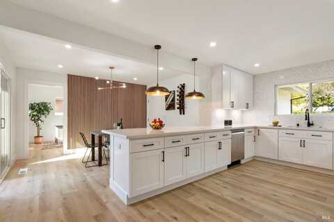 773 Ernest Drive, Sonoma, CA 95476