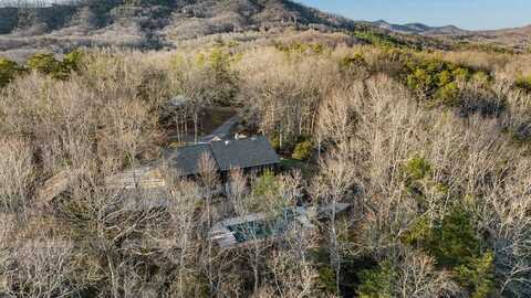 178 Arp Road, Mineral Bluff, GA 30559
