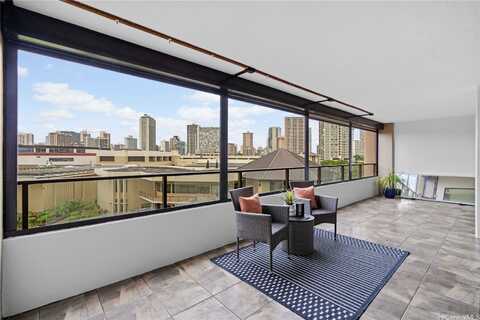 581 Kamoku Street 504, Honolulu, HI 96826