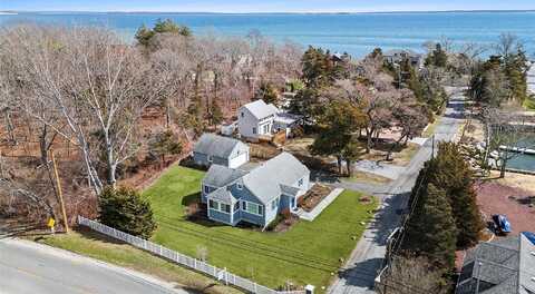 2360 Peconic Bay Boulevard, Laurel, NY 11948