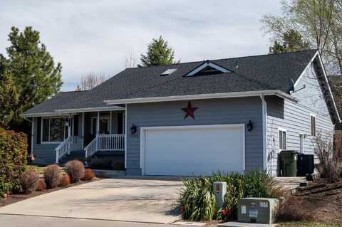 1886 NE Curtis Drive, Bend, OR 97701
