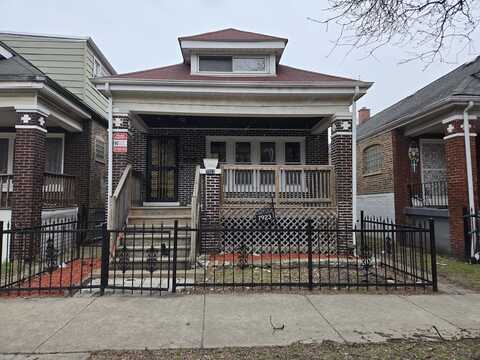 7923 S Ingleside Avenue, Chicago, IL 60619