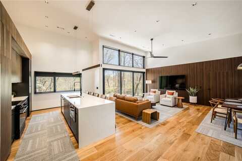 1104 N Fillmore Street, Bentonville, AR 72712