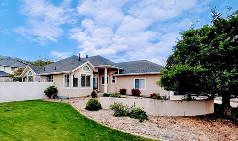 818 SUMMIT DR, Smithfield, UT 84335