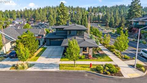 2306 NW FLOYD LN, Bend, OR 97703