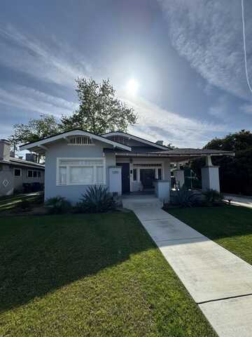1250 Wilson Avenue N, Fresno, CA 93728