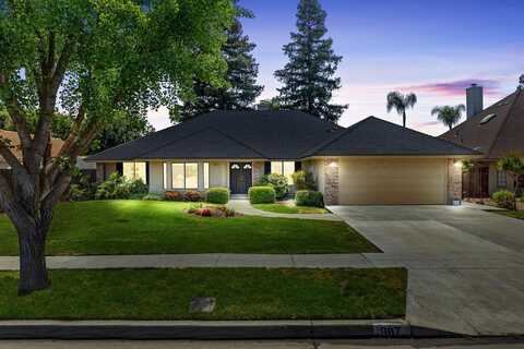 987 Portland Avenue E, Fresno, CA 93720
