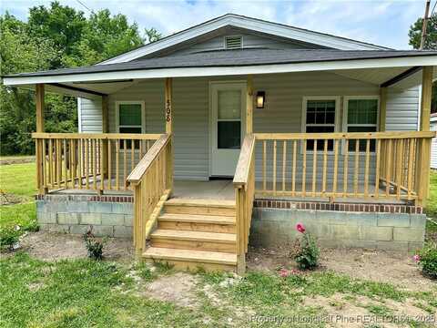 508 S Hickory Street, Rowland, NC 28383
