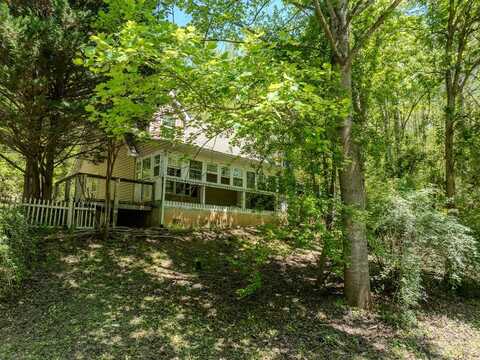 336 Fred Sutton Road, Gragg, NC 28789