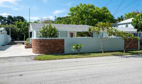 6 Silver Springs Drive, Key Largo, FL 33037
