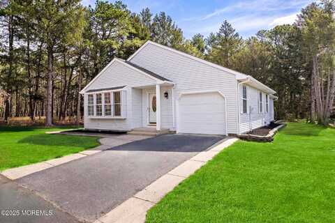 99 Sunset Road, Whiting, NJ 08759