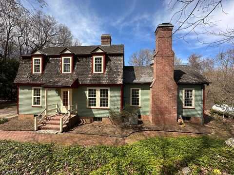 14 Summerfield Rd, White Twp., NJ 07823