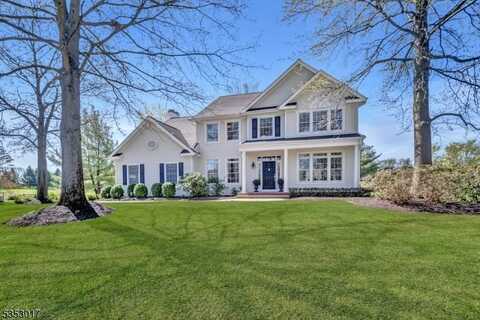 5 Pebble Beach Ct, Montgomery Twp., NJ 08558
