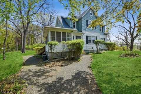686 Long Hill Rd, Hilltop, NJ 07933