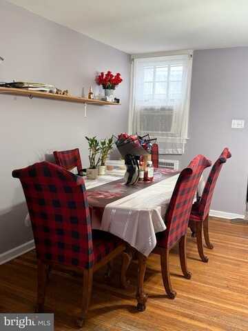 209 GLENDALE ROAD, UPPER DARBY, PA 19082