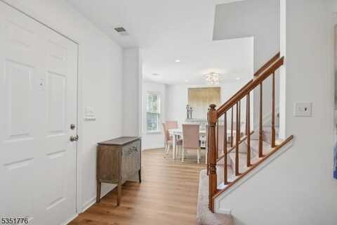 361 Wren Ln, Bedminster, NJ 07921