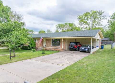 935 S 66th ST, Fort Smith, AR 72903