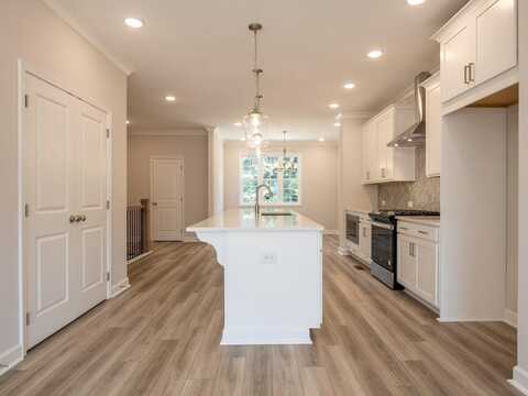 1995 Deco Drive, Kennesaw, GA 30144