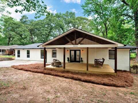 5840 CRABAPPLE Drive SW, Mableton, GA 30126