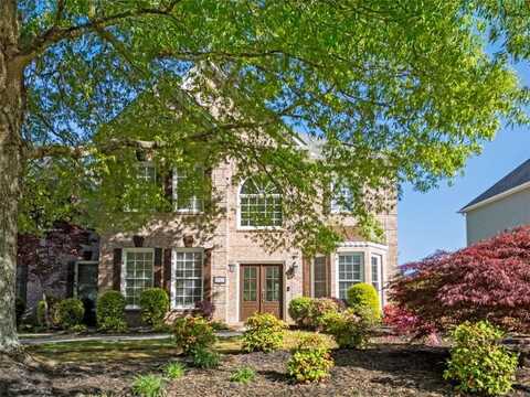 630 Bluff Oak Court, Roswell, GA 30076