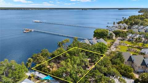 3541 E Riverside Drive, Fort Myers, FL 33916