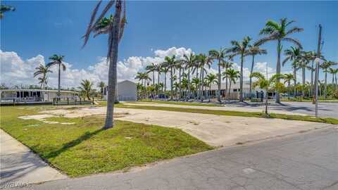 110 Blackbeard Way, Fort Myers Beach, FL 33931