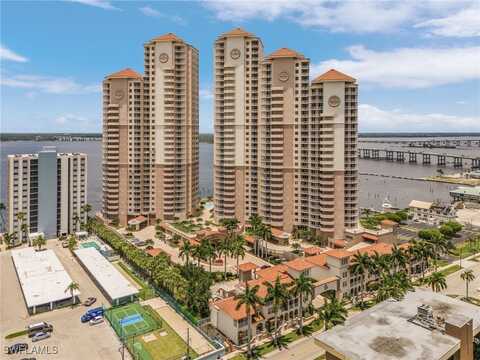 2104 W First Street, Fort Myers, FL 33901
