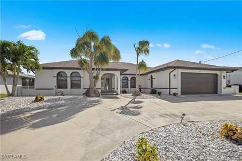 828 SW 51st Terrace, Cape Coral, FL 33914
