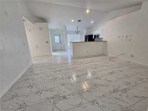 3005 40th Street W, Lehigh Acres, FL 33971