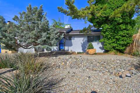 1533 GARCIA Street NE, Albuquerque, NM 87112