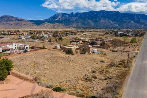 9611 MODESTO Avenue NE, Albuquerque, NM 87122