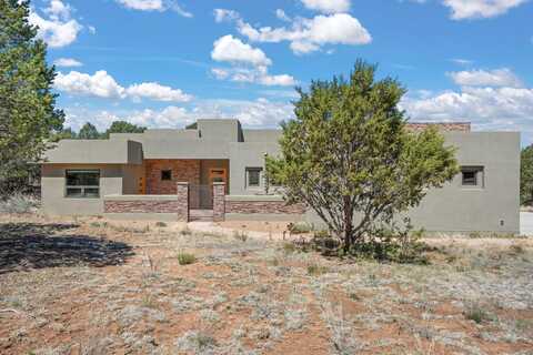 11 COYOTE CANYON Trail, Tijeras, NM 87059
