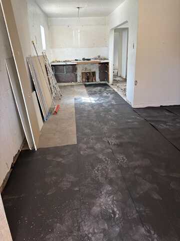 822 LEWIS Avenue SW, Albuquerque, NM 87102