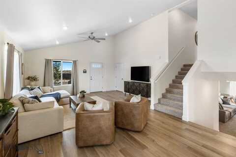 732 Thrice Loop, Belgrade, MT 59714
